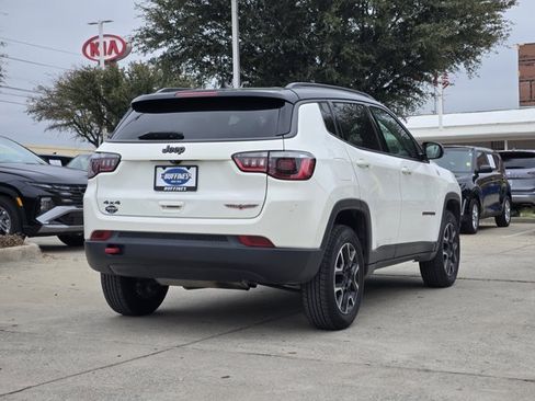 Used 2020 Jeep Compass Trailhawk w/ Cold Weather Group image 8