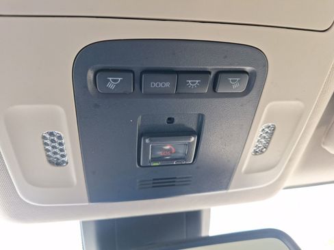 Used 2024 Toyota Camry XLE FWD image 27