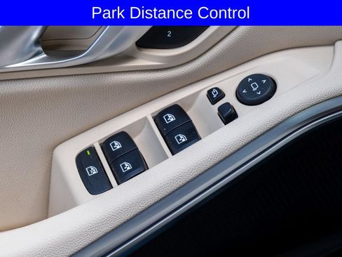 Used 2020 BMW 330i Sedan w/ Convenience Package RWD image 13