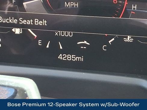 Used 2026 GMC Acadia Denali w/ Super Cruise Package image 6