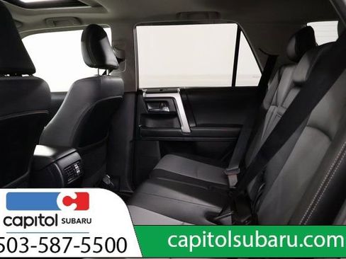 Used 2020 Toyota 4Runner SR5 Premium image 31