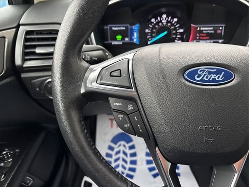 Used 2020 Ford Fusion Energi Titanium image 33