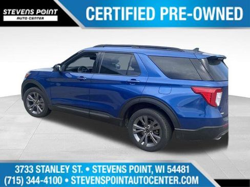 Certified 2023 Ford Explorer XLT w/ Equipment Group 202A AWD/4WD image 4