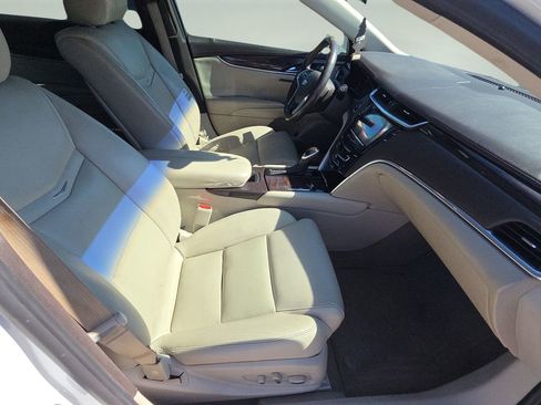 Used 2016 Cadillac XTS Luxury FWD image 25