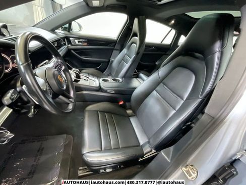 Used 2022 Porsche Panamera 4S w/ Premium Package image 15