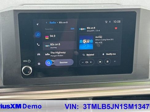 Used 2025 Toyota Tacoma SR5 image 32