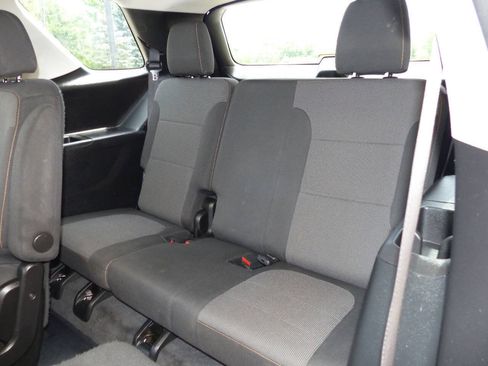 Used 2020 Chevrolet Traverse LT AWD/4WD image 31