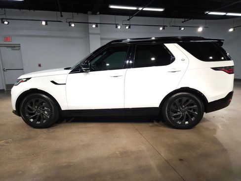 Used 2023 Land Rover Discovery S R-Dynamic AWD/4WD image 4