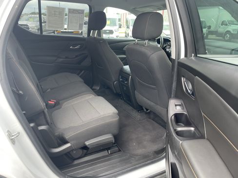 Used 2020 Chevrolet Traverse LS AWD/4WD image 28