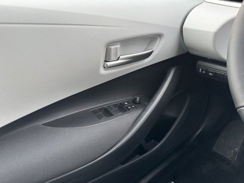 Certified 2026 Toyota Corolla SE image 28