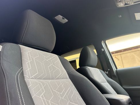 Used 2023 Toyota Tacoma TRD Off-Road image 20