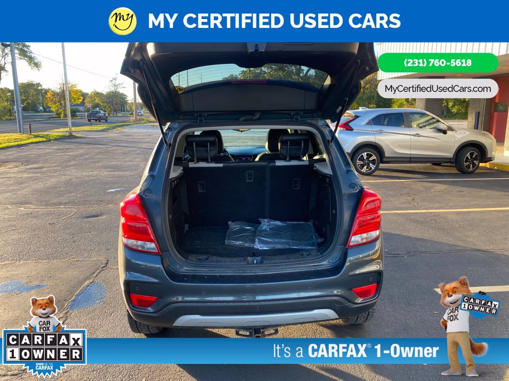 Used 2021 Chevrolet Trax LT w/ Premium Seat Package AWD/4WD image 7