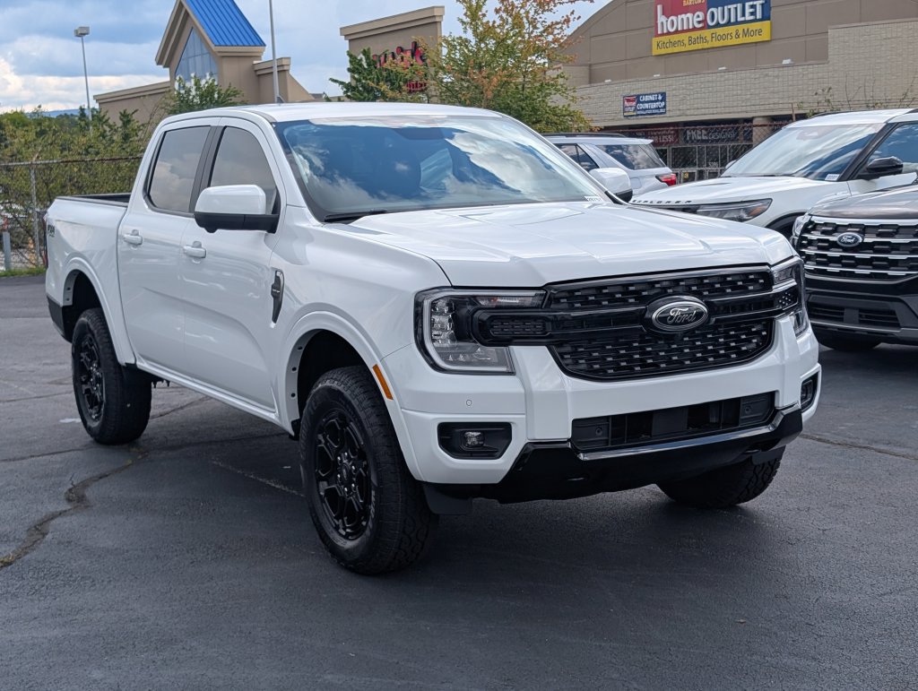 New 2026 Ford Ranger Lariat w/ FX4 Off-Road Package AWD/4WD image 2