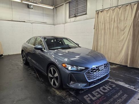 Used 2025 Audi A5 2.0T Prestige w/ 19" Wheel Package image 5