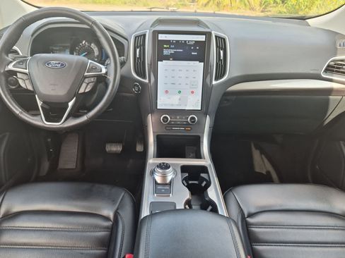 Used 2024 Ford Edge SEL AWD/4WD image 19