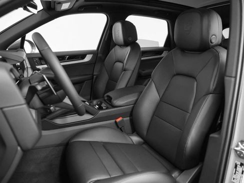 New 2025 Porsche Cayenne E-Hybrid image 80