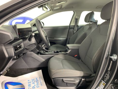 Used 2025 Kia K4 FWD image 16