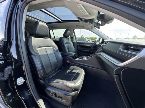 Used 2023 Jeep Grand Cherokee L Limited w/ Luxury Tech Group II AWD/4WD image 29