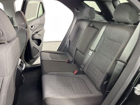 Used 2023 Chevrolet Equinox LT image 43