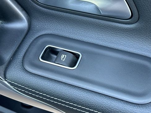 Used 2025 Mercedes-Benz CLA 250 image 22