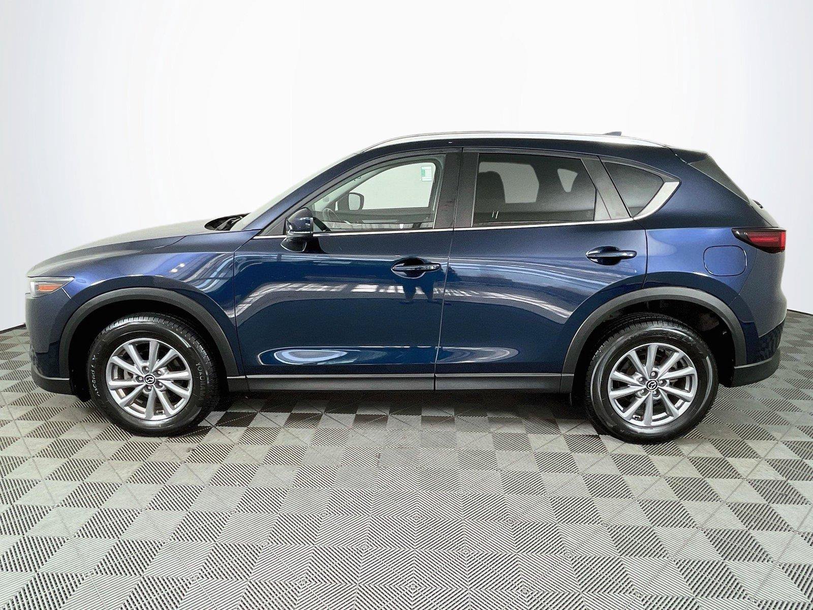 Used 2023 MAZDA CX-5 AWD 2.5 S w/ Select Package image 4