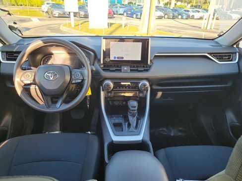 Used 2024 Toyota RAV4 LE image 10