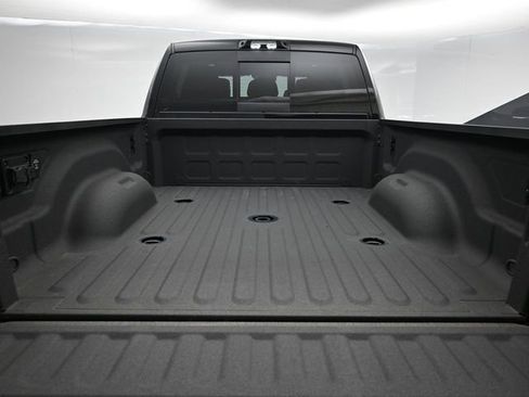 Used 2025 RAM 3500 Limited AWD/4WD image 19