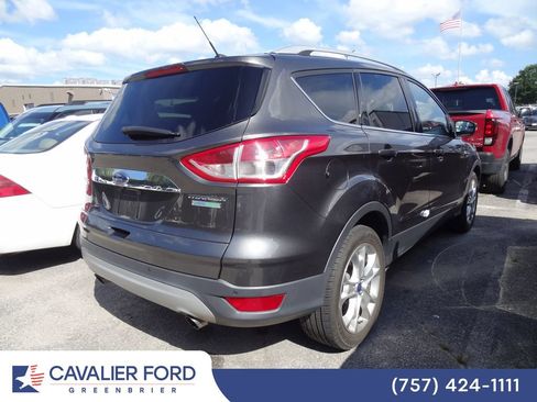Used 2016 Ford Escape Titanium FWD image 3