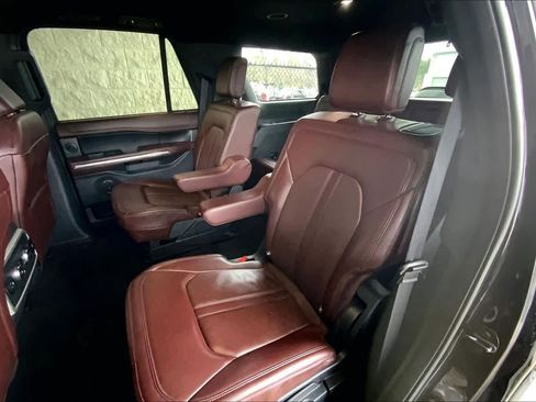 Certified 2023 Ford Expedition Limited image 20