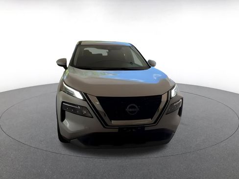 Used 2023 Nissan Rogue SV image 17