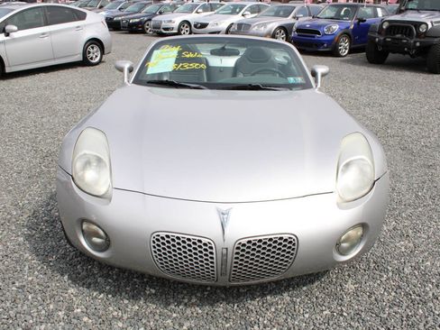 Used 2006 Pontiac Solstice Convertible w/ Premium Package image 3