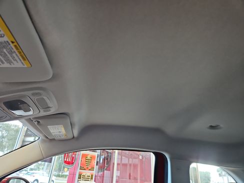 New 2024 FIAT 500 e (RED) image 14