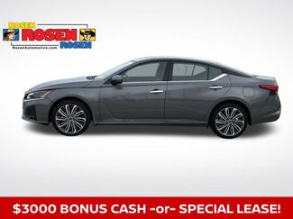 New 2025 Nissan Altima 2.5 SL video 2