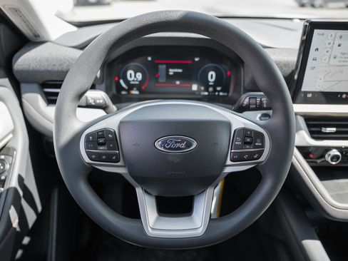 New 2026 Ford Explorer Active image 29