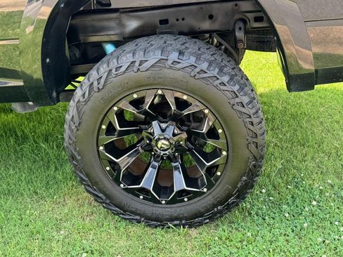 Used 2018 RAM 2500 Laramie w/ Sport Appearance Group AWD/4WD image 7