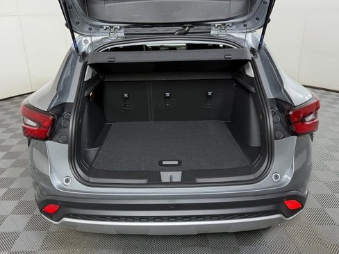 New 2026 Chevrolet Trax LT w/ Driver Confidence Package image 13