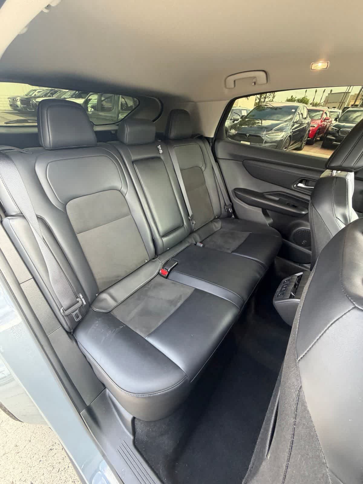 Used 2023 Nissan Ariya FWD image 12
