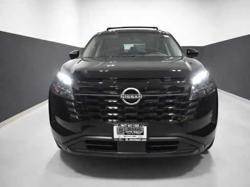 New 2026 Nissan Pathfinder SV image 6