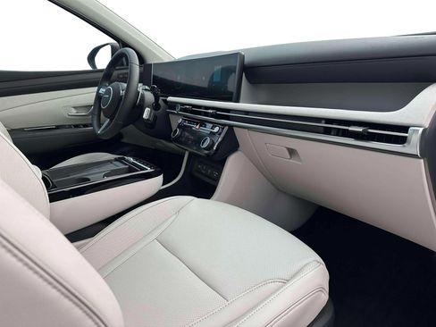 New 2026 Hyundai Tucson Limited image 15