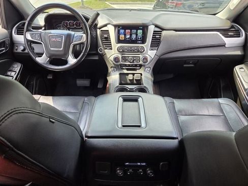 Used 2020 GMC Yukon XL SLT AWD/4WD image 14