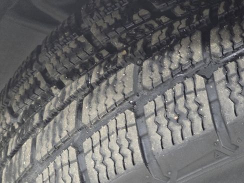 Used 2013 Toyota Prius Three w/ Solar Roof Pkg image 9