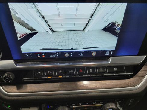 Used 2025 Chevrolet Silverado 1500 LTZ w/ LTZ Premium Package AWD/4WD image 14