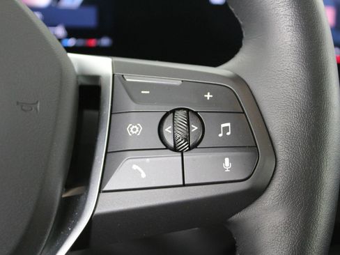 Certified 2025 BMW X2 xDrive28i w/ Premium Package image 28