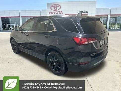 Used 2023 Chevrolet Equinox LT image 3