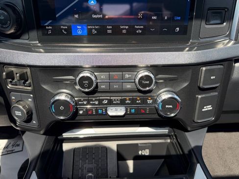 Used 2025 Ford F250 Platinum AWD/4WD image 29