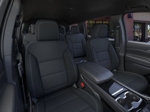 New 2026 Chevrolet Traverse LT FWD image 16