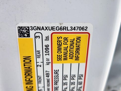 Used 2024 Chevrolet Equinox LT image 28