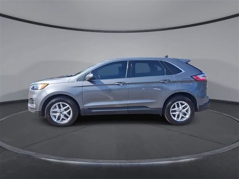Used 2022 Ford Edge SEL w/ Convenience Package image 5