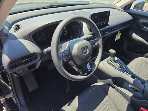 New 2027 Honda HR-V LX image 11
