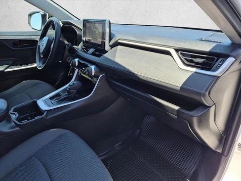 Certified 2023 Toyota RAV4 LE FWD image 20
